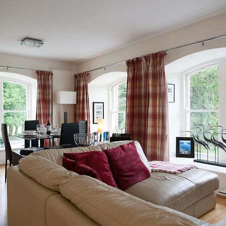 Old School Apartments With A View Fort Augustus Exterior photo